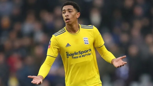 库尔图瓦：球队各方面都有提升，我在球队需要的时刻站了出来（库尔图瓦：球队全面进步，关键时刻我挺身而出）